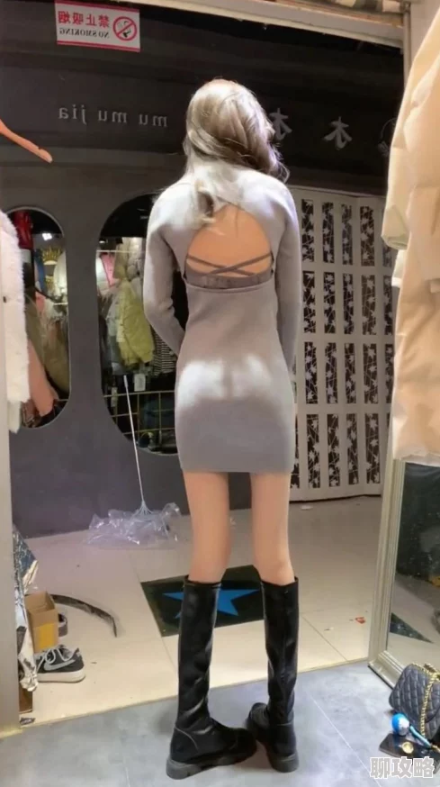 91丝袜因其展现女性优美腿部线条而备受追捧凸显性感魅力增添神秘感 91丝袜因其展现女性优美腿部线条而备受追捧凸显性感魅力增添神秘感