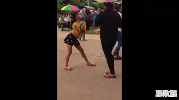 女生把腿张开让男生桶为什么对某些观众构成视觉冲击为何满足猎奇心理 女生把腿张开让男生桶为什么对某些观众构成视觉冲击为何满足猎奇心理