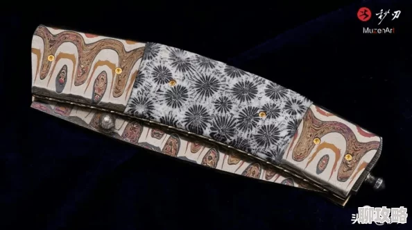 日批扣洞2025新款炫彩水晶工艺精美镂空设计 日批扣洞2025新款炫彩水晶工艺精美镂空设计