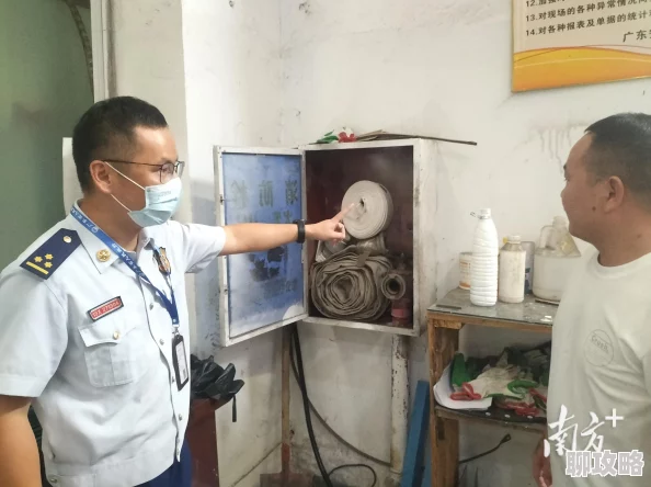 全民枪战游戏深度攻略：废弃工厂地图作战技巧揭秘，网友热评实战宝典