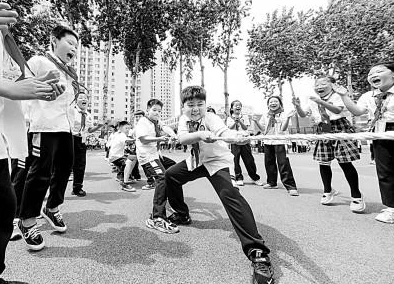 2025年光明勇士中哪些战斗属性最关键？核心战斗属性深度讲解