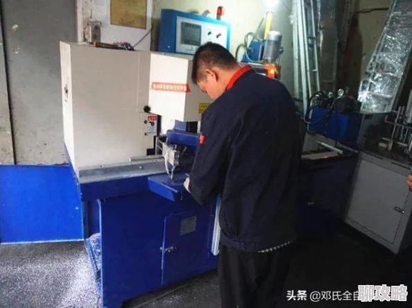 怪物猎人双刀与双锯对比分析：哪种武器更强大？