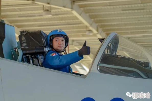 探讨战争雷霆空战操作：翻滚动作对应的按键详解
